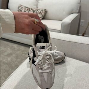 New Balance 327 White and Black sneakers